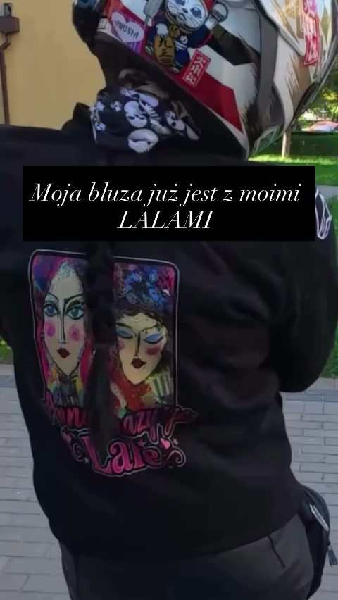 Bluzka z namalowanymi lalami – Anna Obrazy i Ja